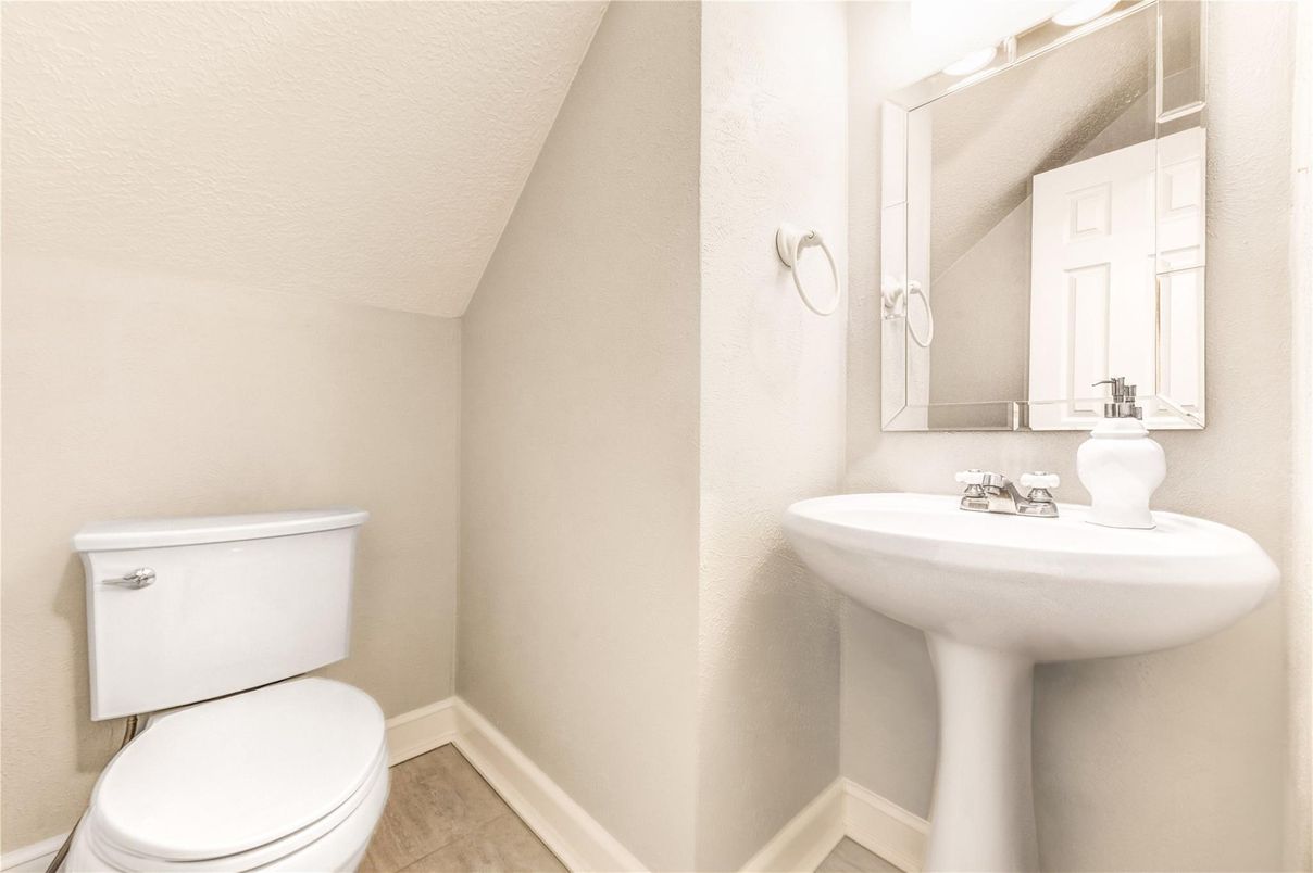 Bathroom, Interior