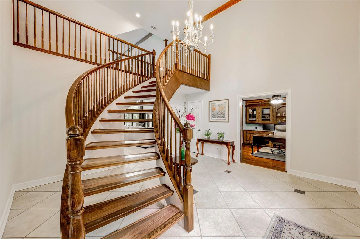 Chandelier, Interior, Recessed Lighting