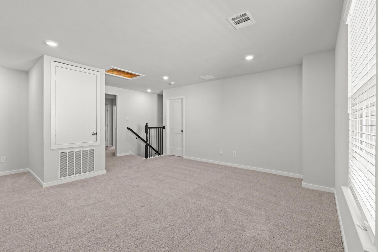 Empty room, Interior, Recessed Lighting