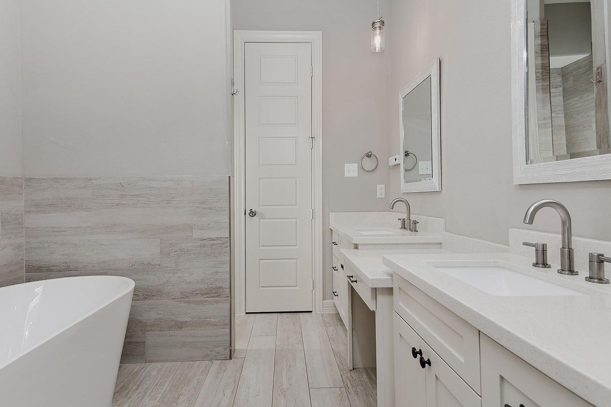Bathroom, Dual Sink Vanities, Free Standing Baths, Interior, Pendant Lights, Wood Texture Flooring