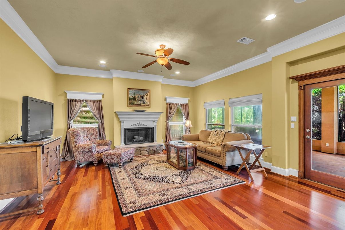Fireplace, Interior, Living room, Recessed Lighting, Wood Texture Flooring