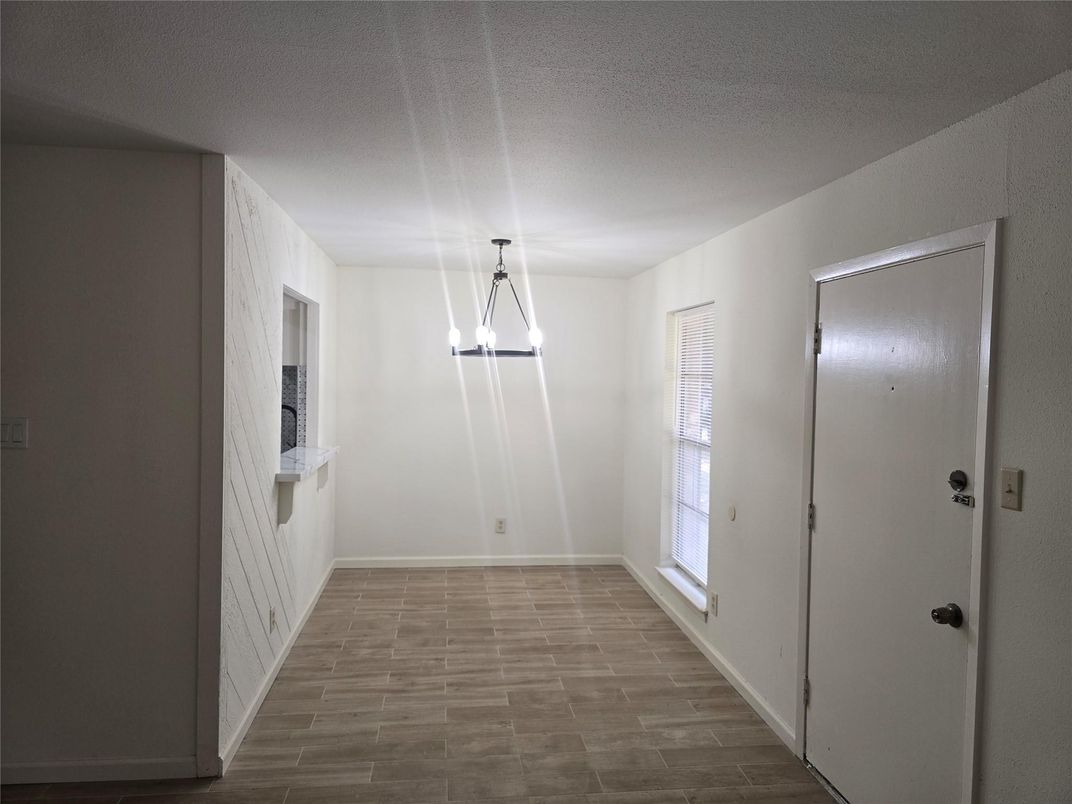 Empty room, Interior, Pendant Lights, Wood Texture Flooring