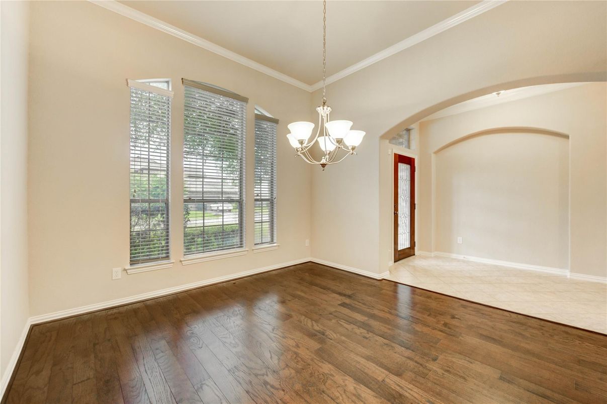 Chandelier, Empty room, Interior, Wood Texture Flooring