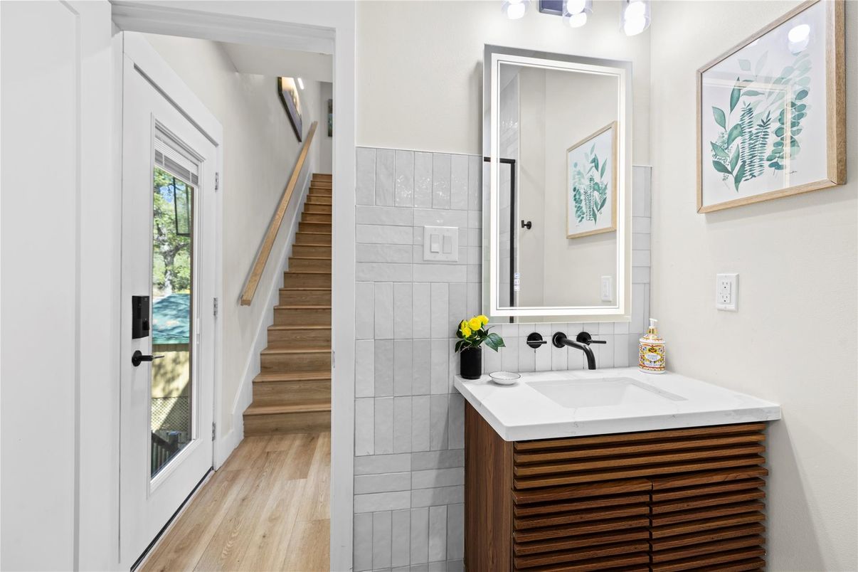 Bathroom, Interior, Wood Texture Flooring