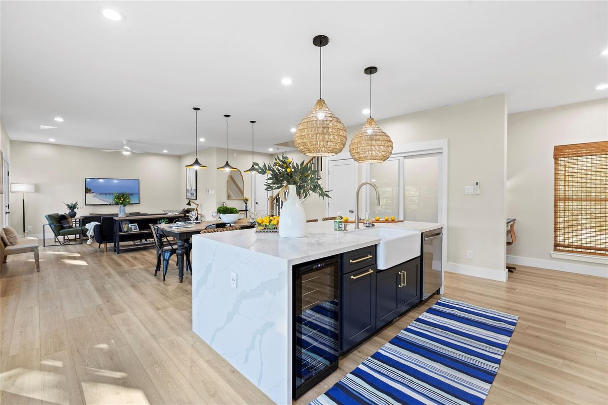 Dining room, Interior, Kitchen, Living room, Pendant Lights, Recessed Lighting, Wood Texture Flooring