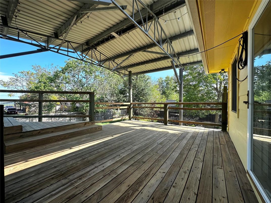 Exterior, Wood Texture Flooring