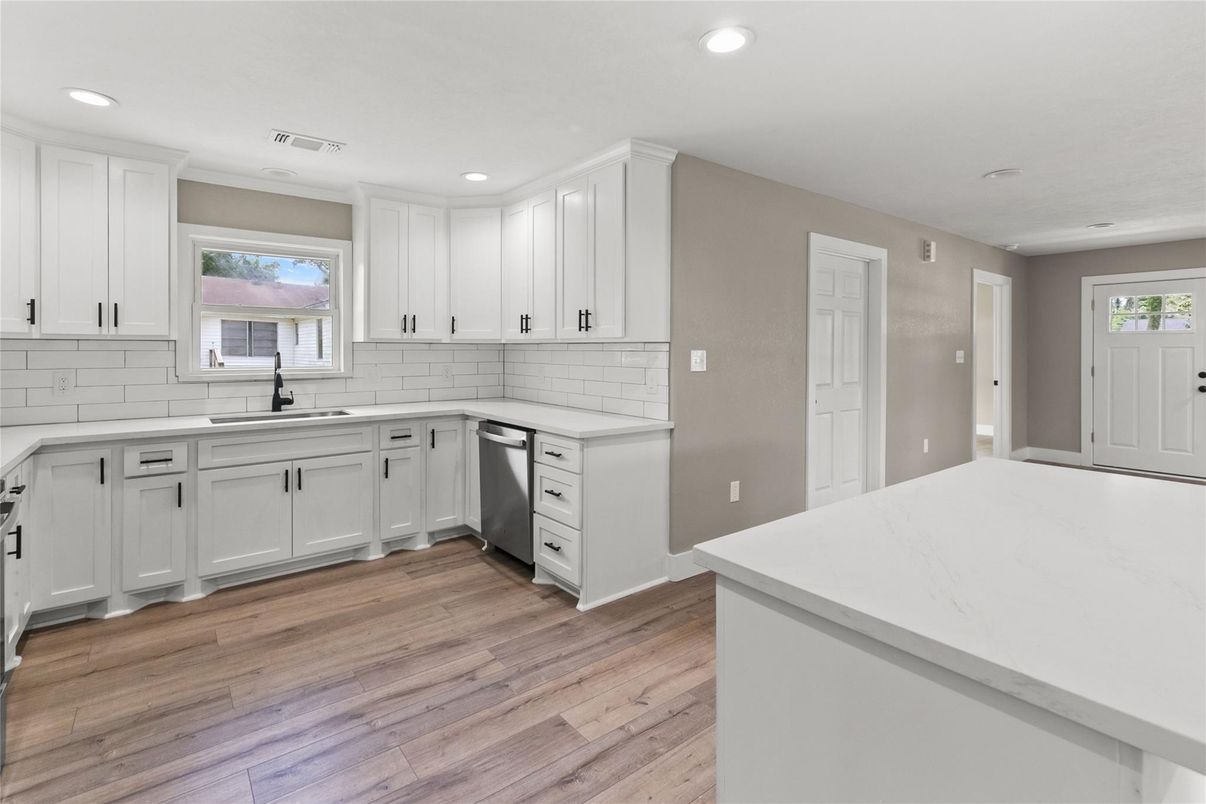 Interior, Kitchen, Recessed Lighting, Wood Texture Flooring