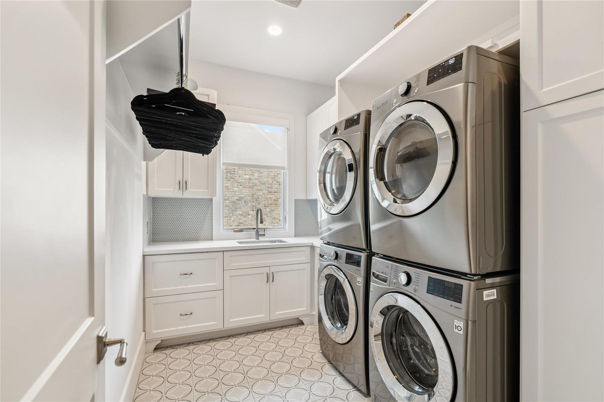Interior, Recessed Lighting, Washer