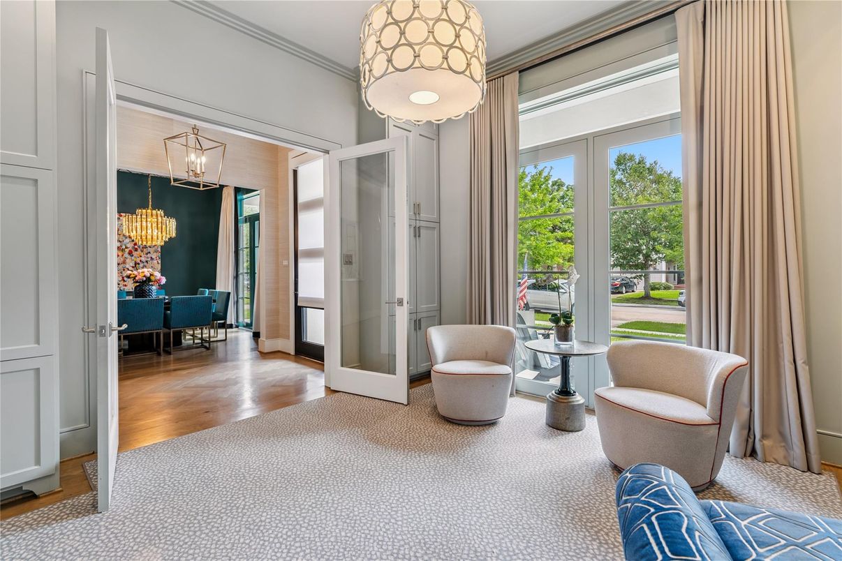 Chandelier, Dining room, Interior, Wood Texture Flooring