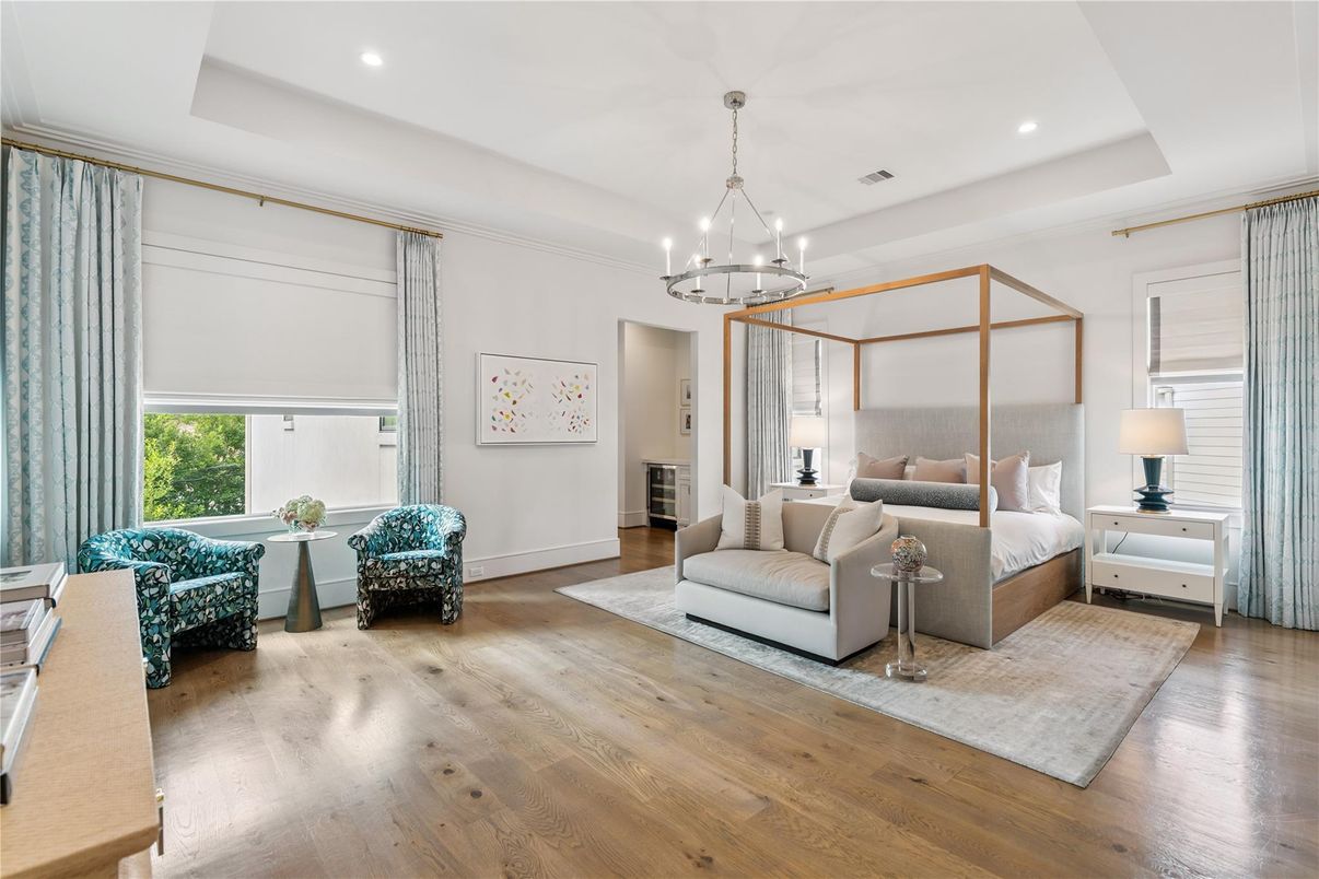 Bedroom, Chandelier, Interior, Pendant Lights, Recessed Lighting, Wood Texture Flooring