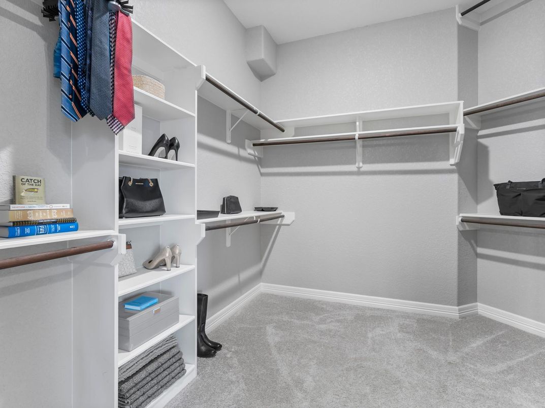 Interior, Walk-in Closets