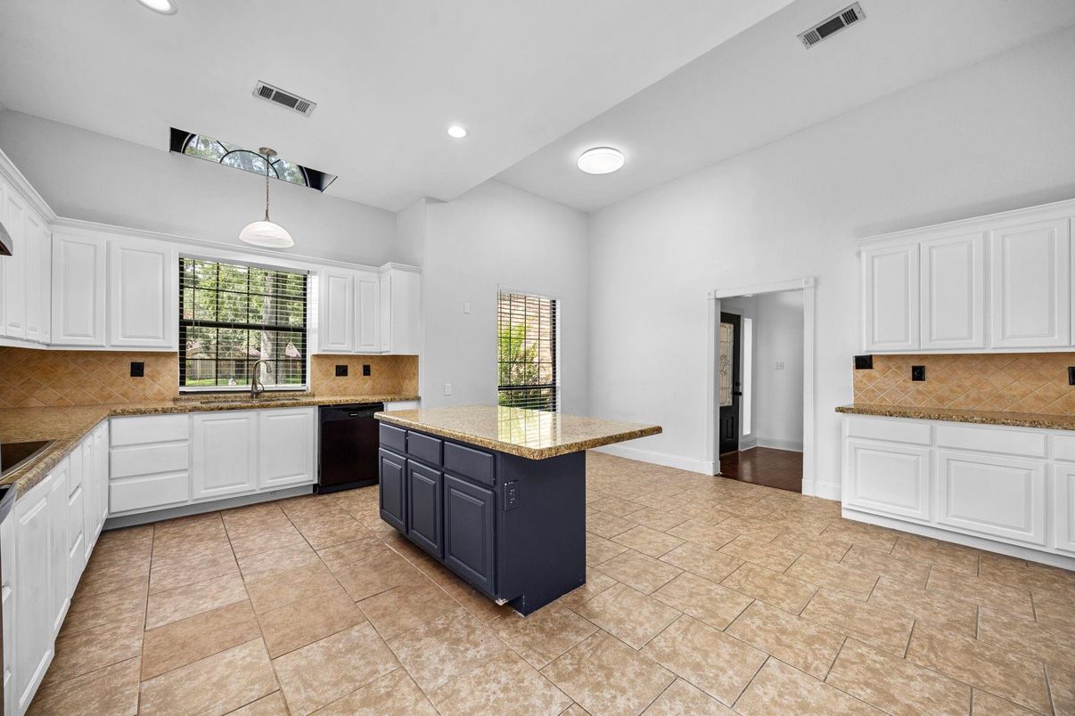 Interior, Kitchen, Pendant Lights, Recessed Lighting