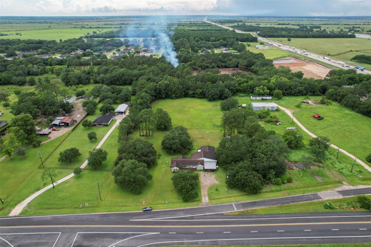 Exterior, Drone