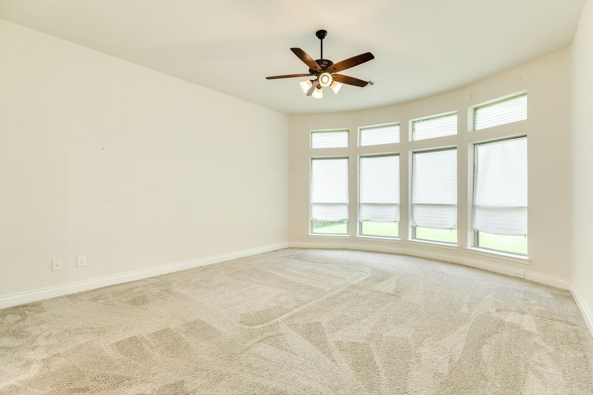 Empty room, Interior, Water