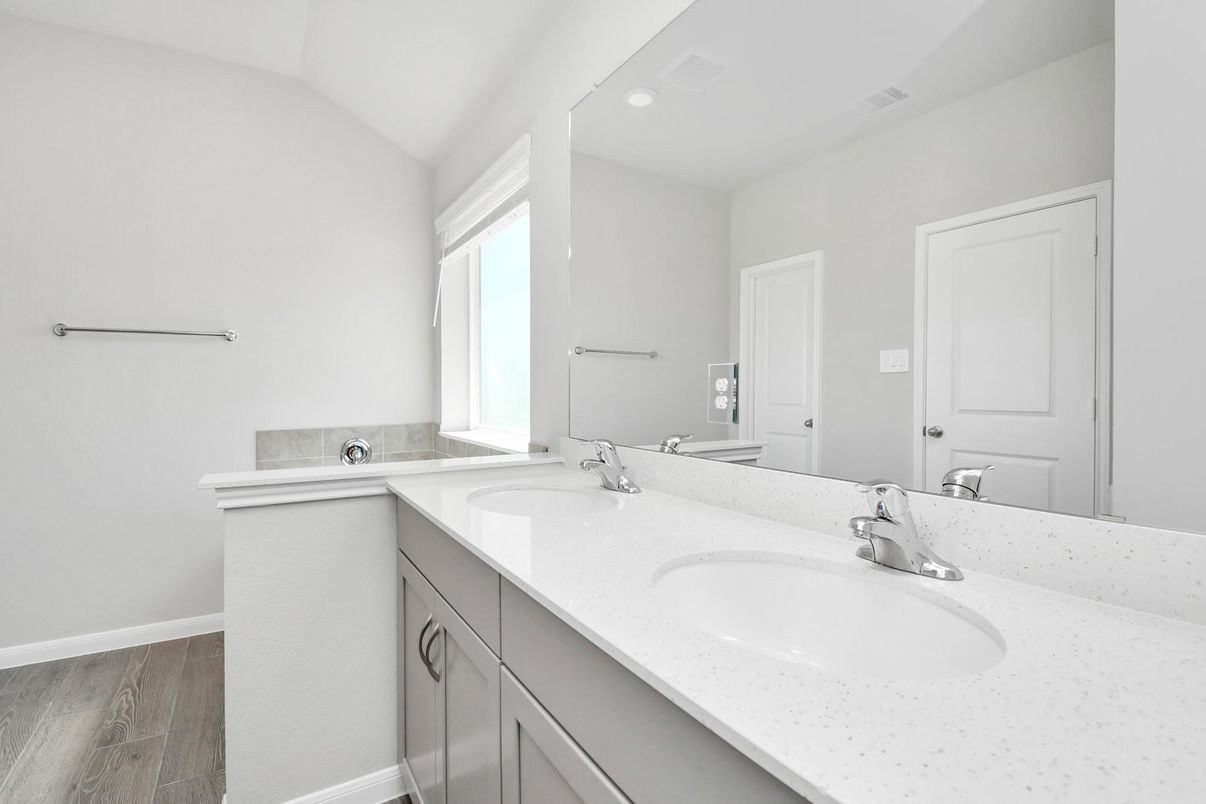 Bathroom, Interior, Recessed Lighting, Wood Texture Flooring