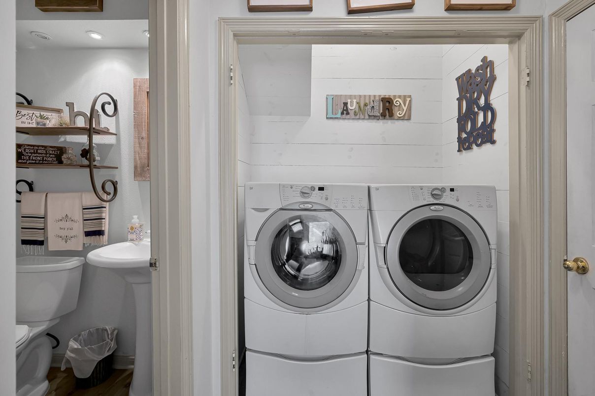 Interior, Utility Closets, Washer
