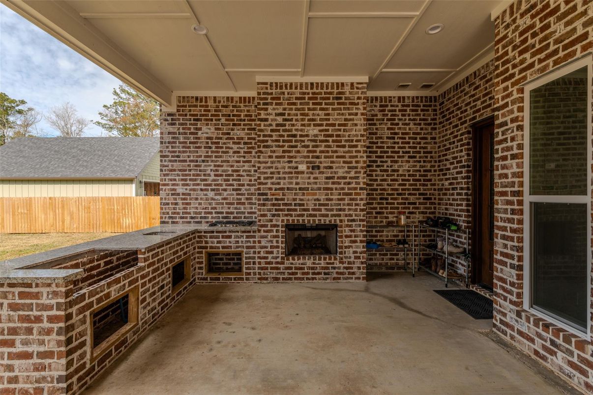 Exterior, Fireplace