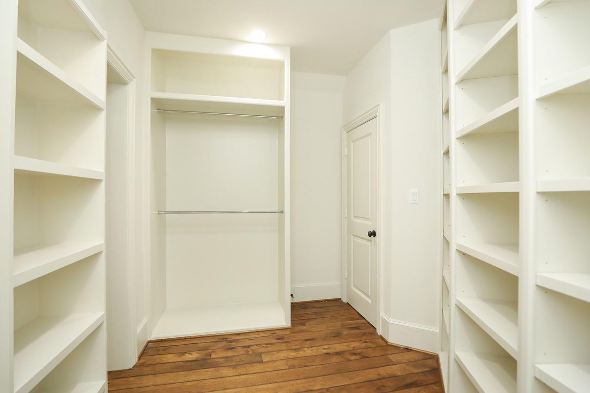 Interior, Recessed Lighting, Walk-in Closets, Wood Texture Flooring