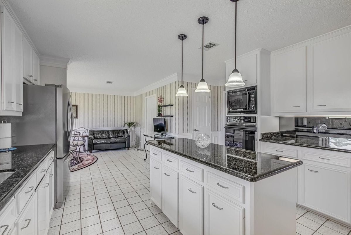 Interior, Kitchen, Pendant Lights
