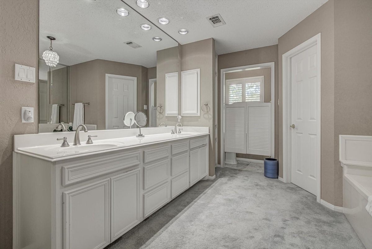 Bathroom, Dual Sink Vanities, Interior, Pendant Lights, Recessed Lighting