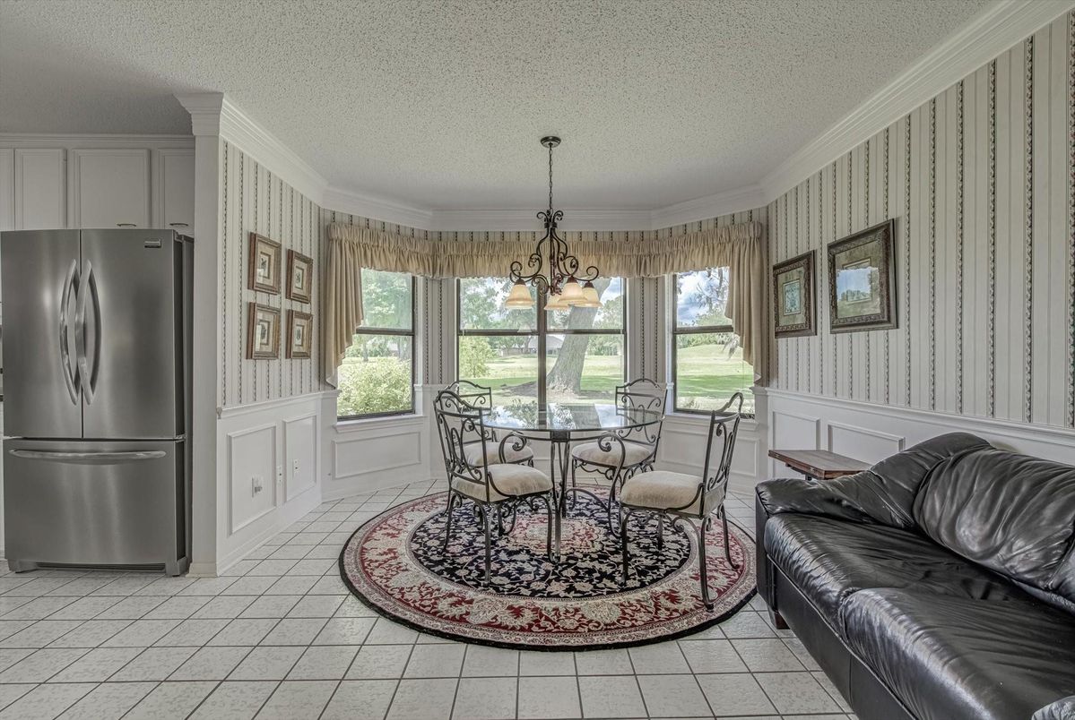 Dining room, Interior, Pendant Lights