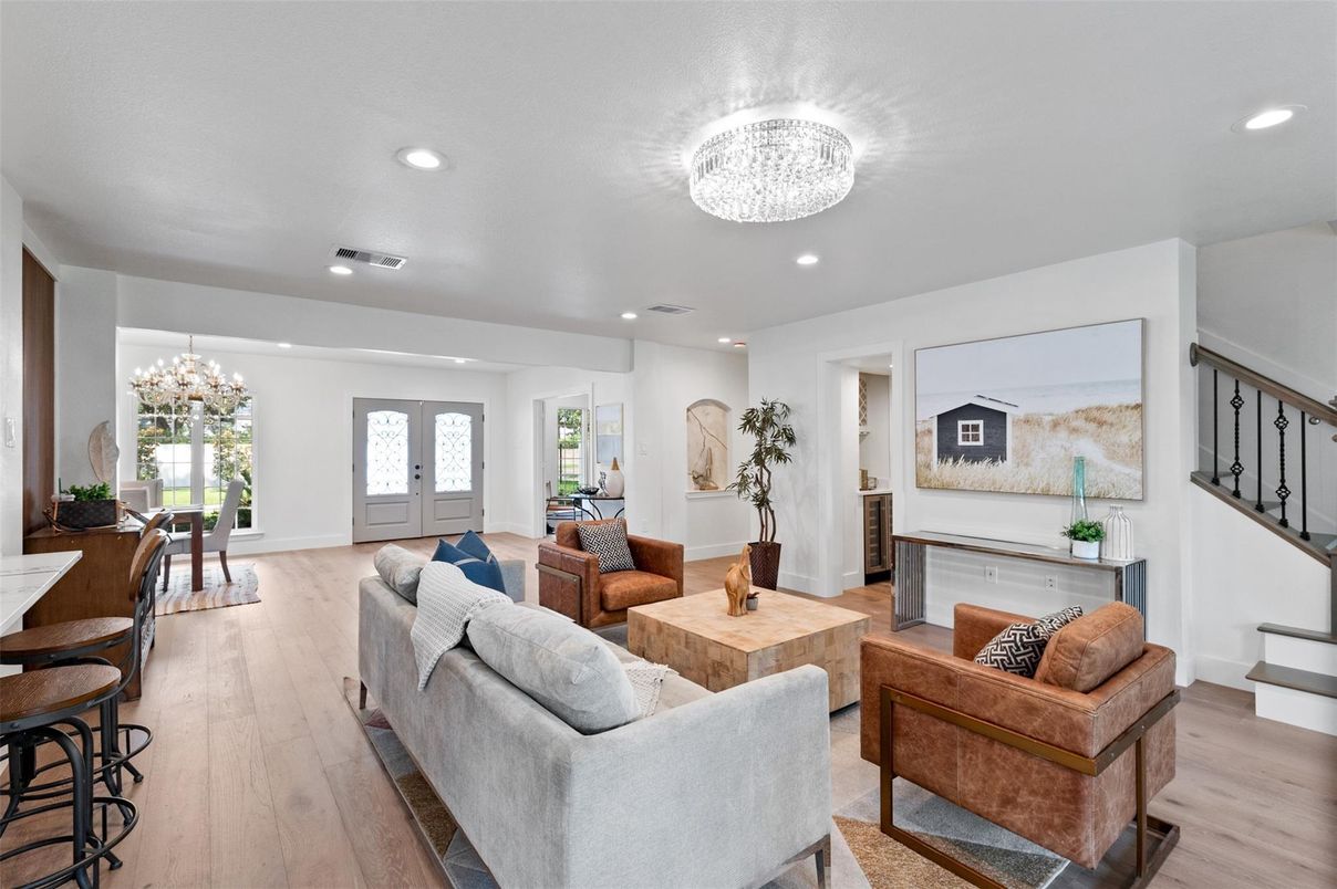 Chandelier, Interior, Living room, Recessed Lighting, Wood Texture Flooring