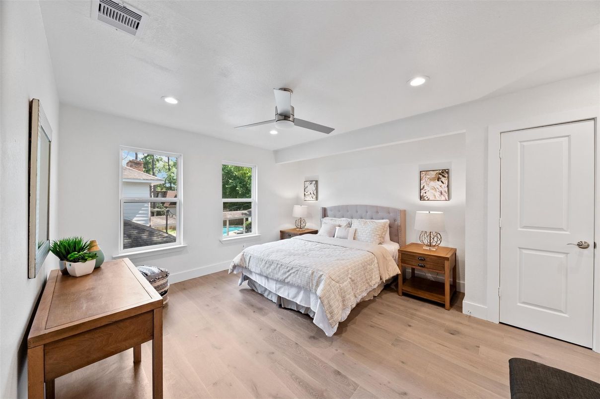 Bedroom, Interior, Recessed Lighting, Wood Texture Flooring