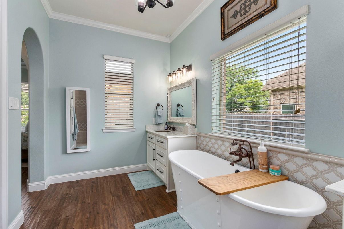 Bathroom, Free Standing Baths, Interior, Wood Texture Flooring
