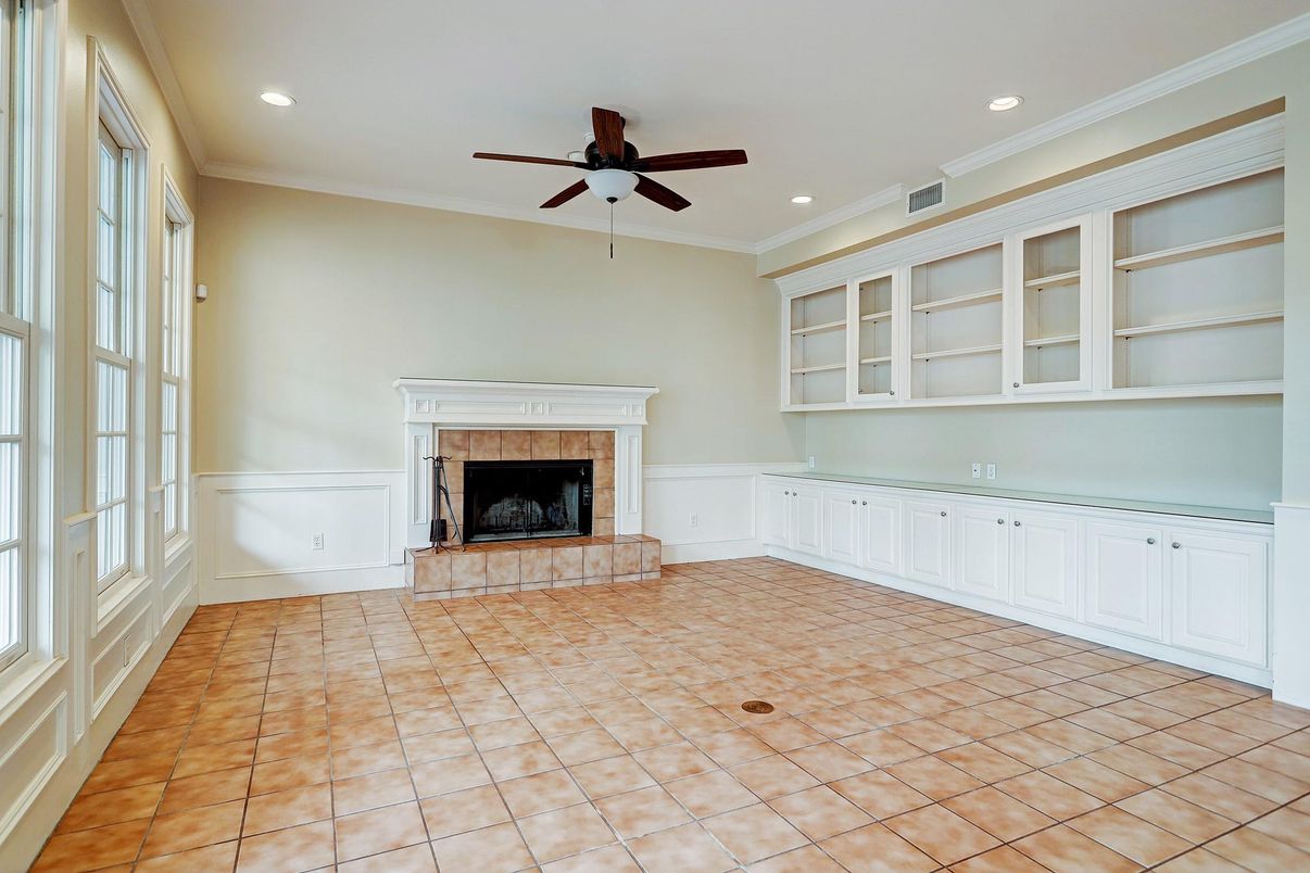 Empty room, Fireplace, Interior, Recessed Lighting