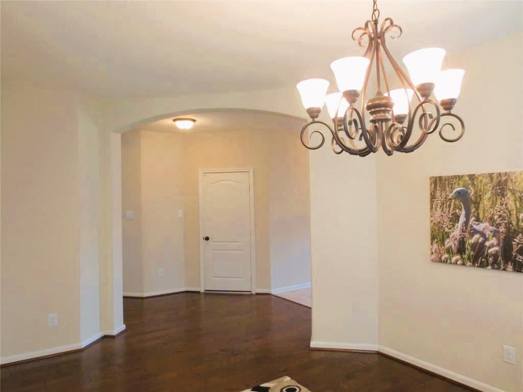 Chandelier, Empty room, Interior, Wood Texture Flooring