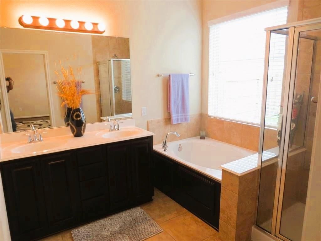 Bathroom, Dual Sink Vanities, Glass Shower, Interior