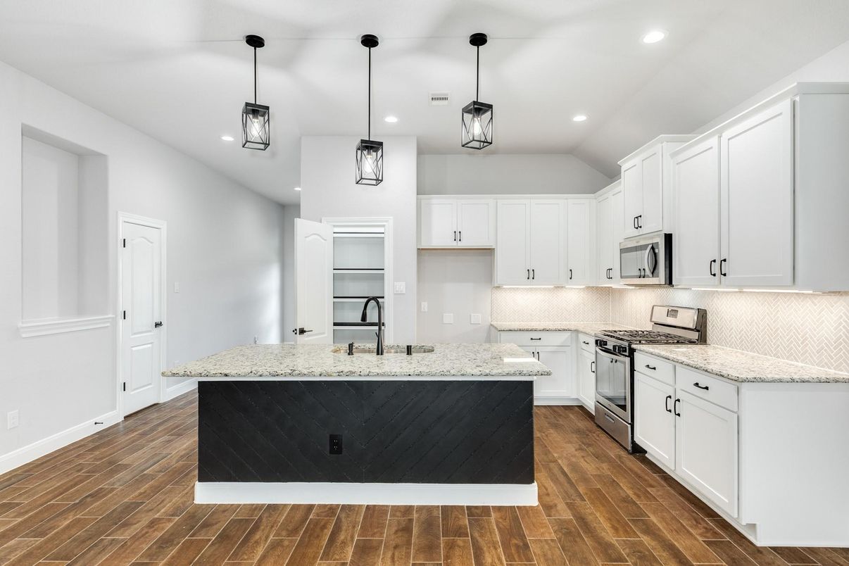 Interior, Kitchen, Pendant Lights, Recessed Lighting, Wood Texture Flooring