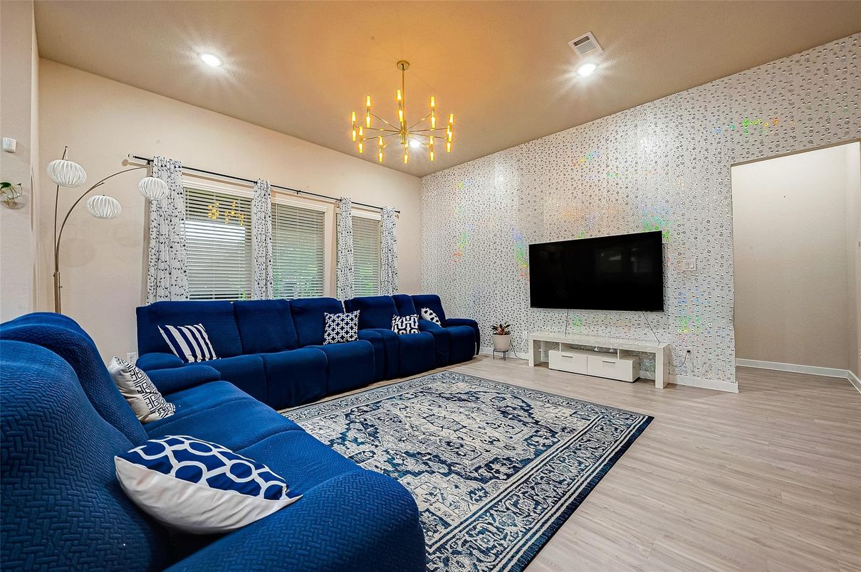 Interior, Living room, Pendant Lights, Recessed Lighting, Wood Texture Flooring