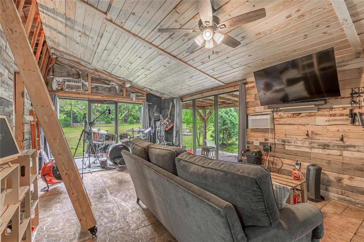 Interior, Living room, Sun Room, Wooden Ceilings, Wooden Walls