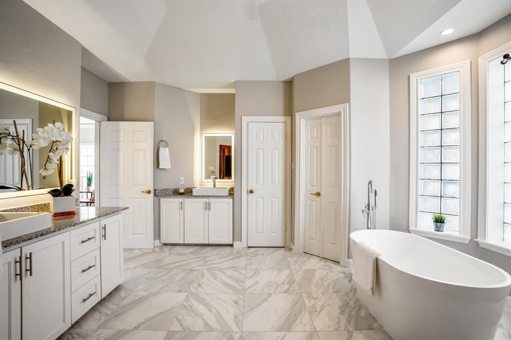 Bathroom, Dual Sink Vanities, Free Standing Baths, Interior, Marble, Recessed Lighting