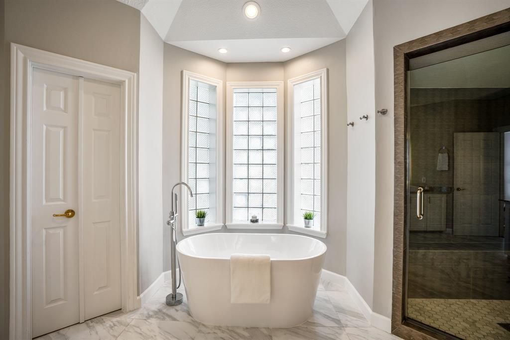 Bathroom, Free Standing Baths, Glass Shower, Interior, Marble, Recessed Lighting