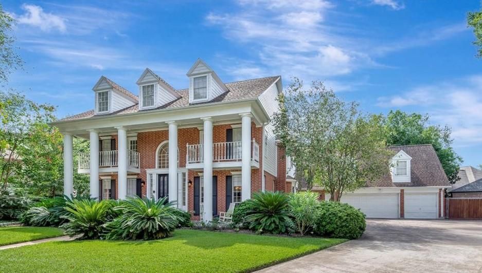 Detached Garage, Exterior, Facade, Brick Facade, Georgian