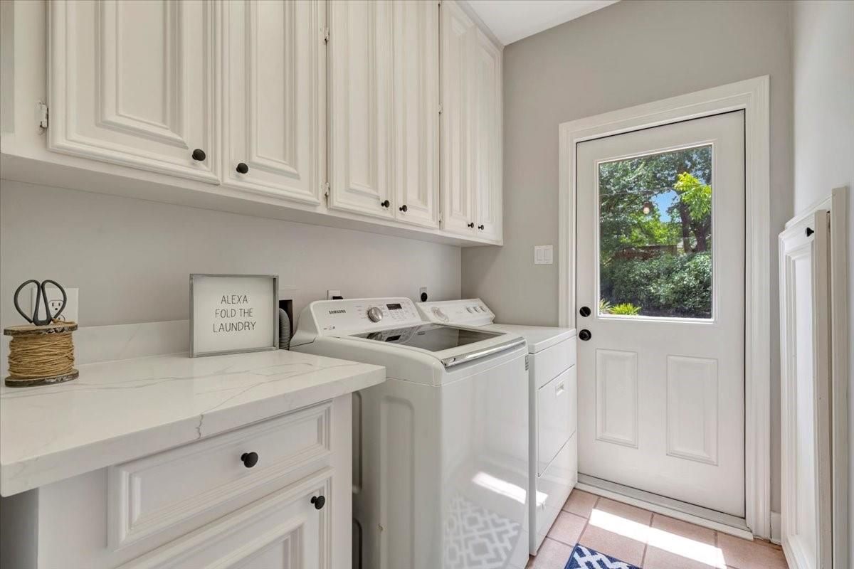 Interior, Washer