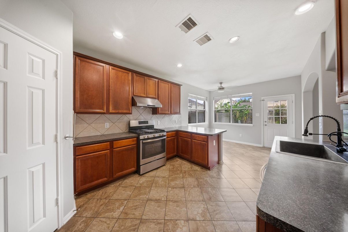 Interior, Kitchen, Recessed Lighting