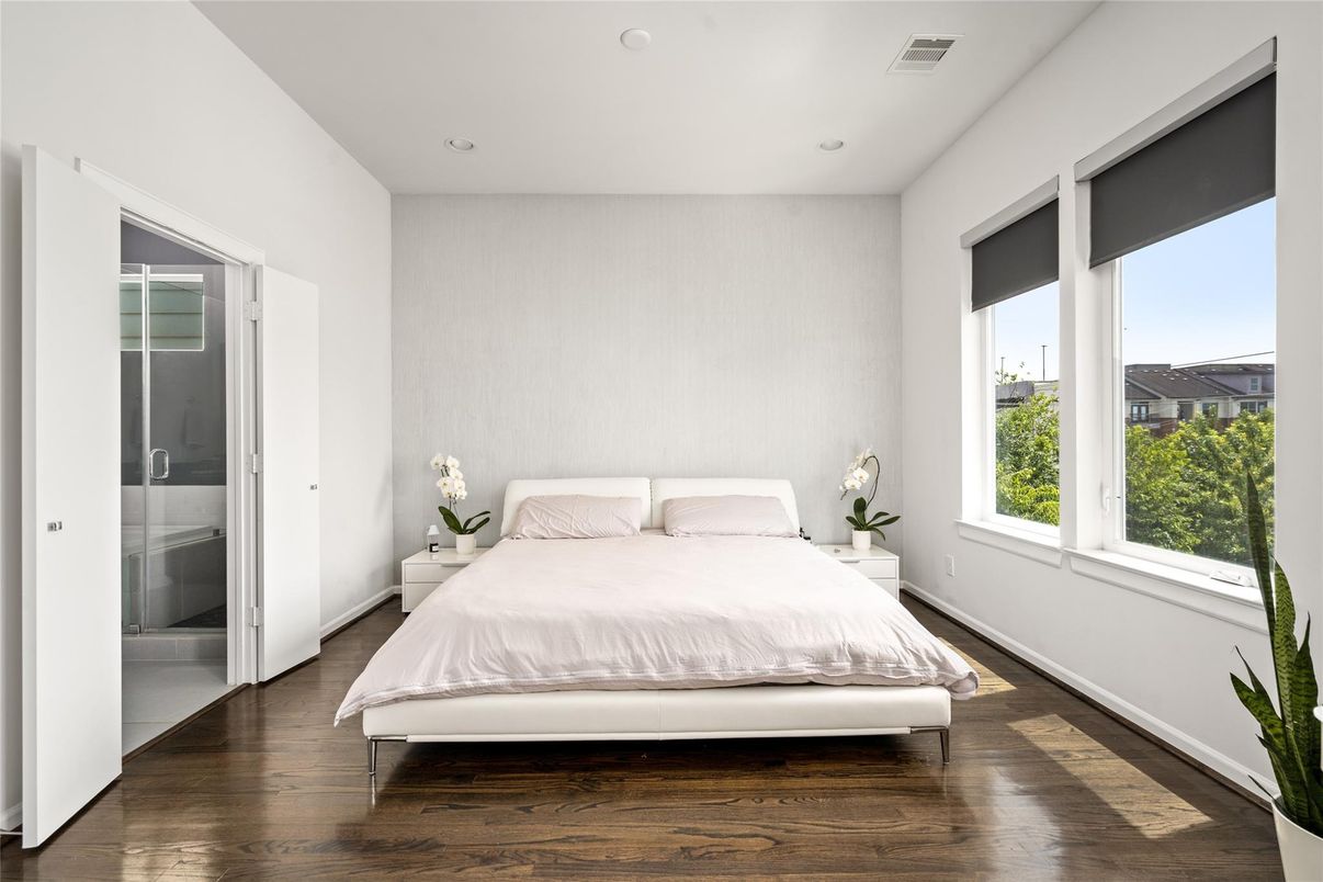 Bedroom, Interior, Recessed Lighting, Wood Texture Flooring