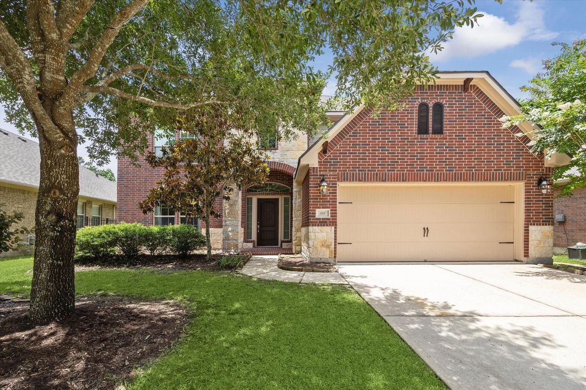Attached, Exterior, Facade, Brick Facade, Brick Traditional