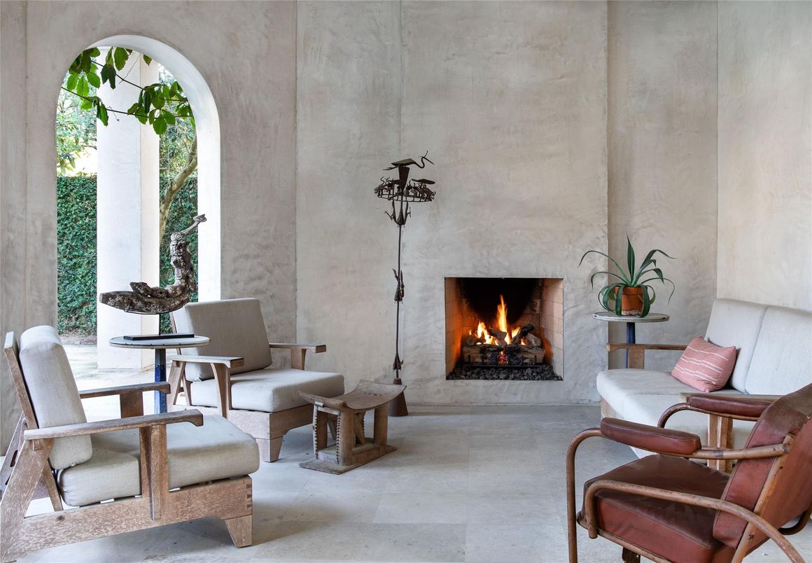 Fireplace, Interior