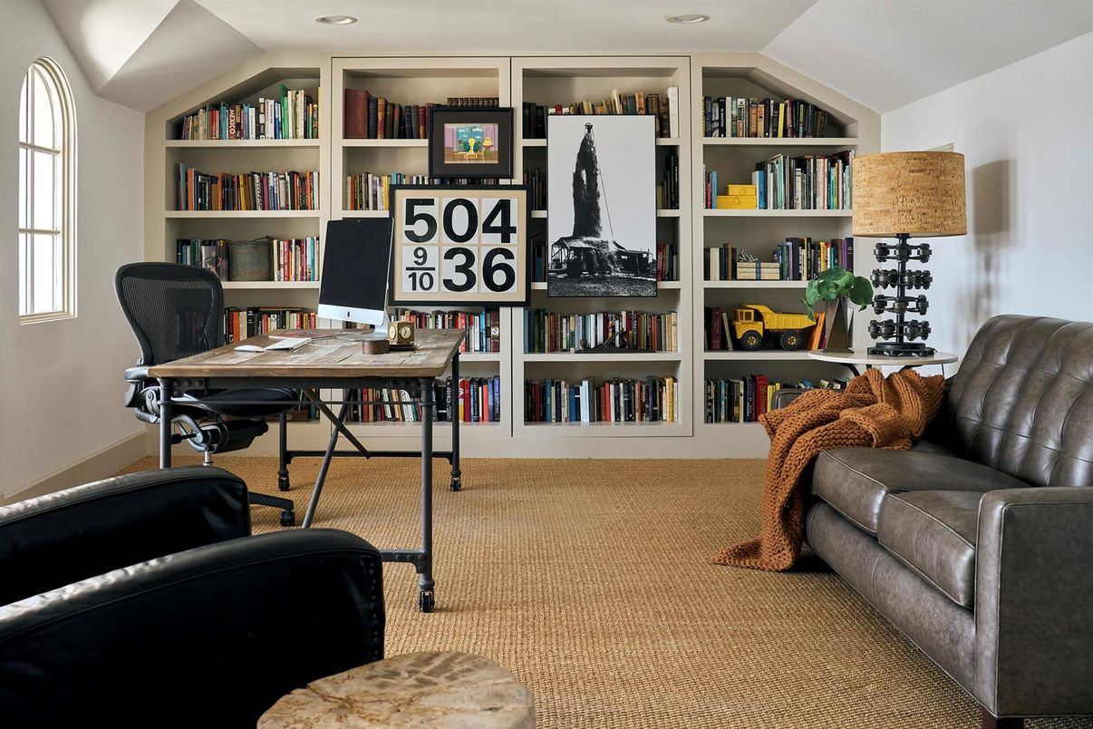 Home Office, Interior