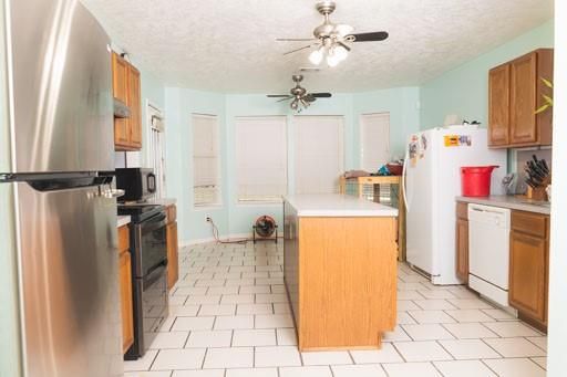 Interior, Kitchen, Stainless Steel Appliances