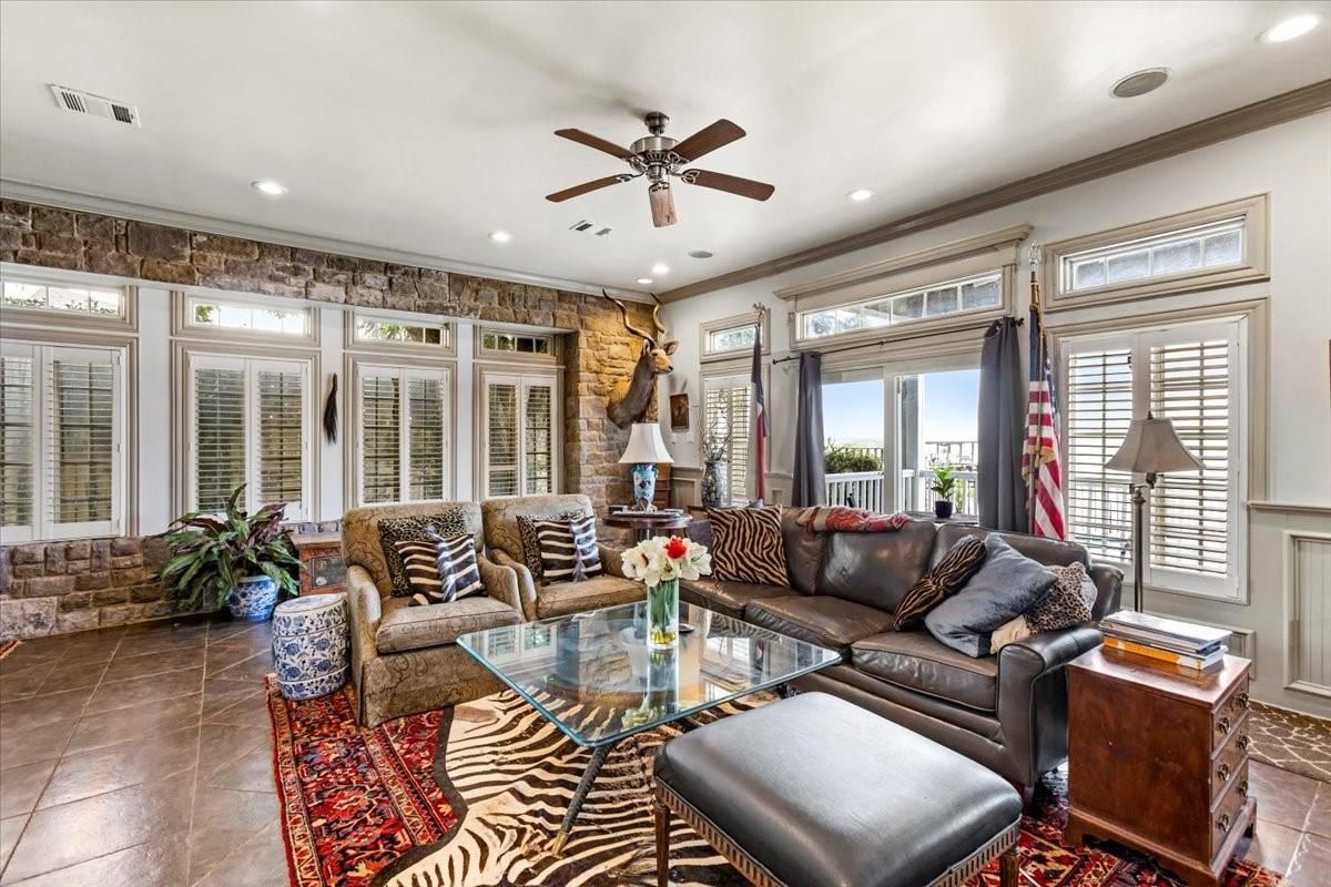 Interior, Living room, Recessed Lighting