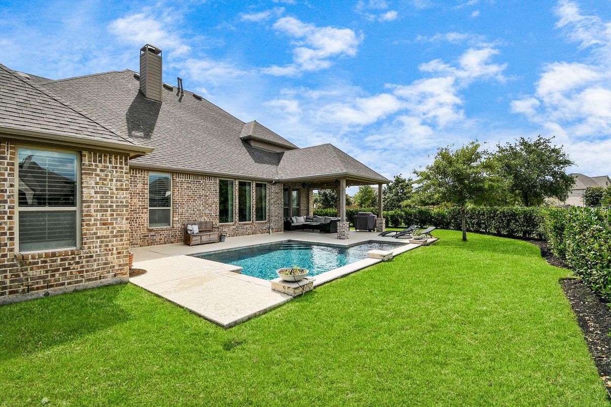 Backyard, Exterior, Pool