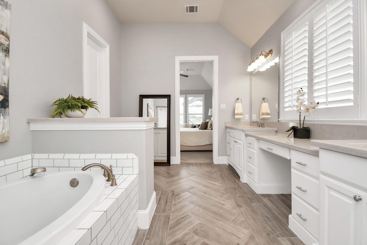 Bathroom, Dual Sink Vanities, Interior, Wood Texture Flooring