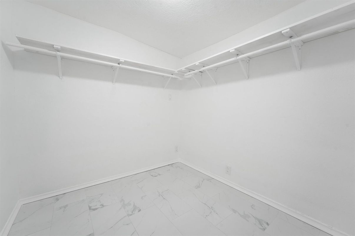Interior, Marble, Walk-in Closets