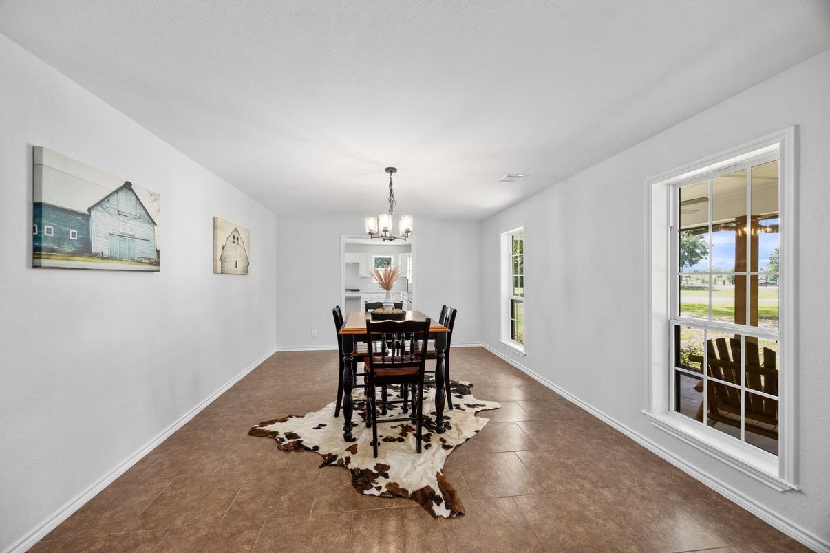 Chandelier, Dining room, Interior