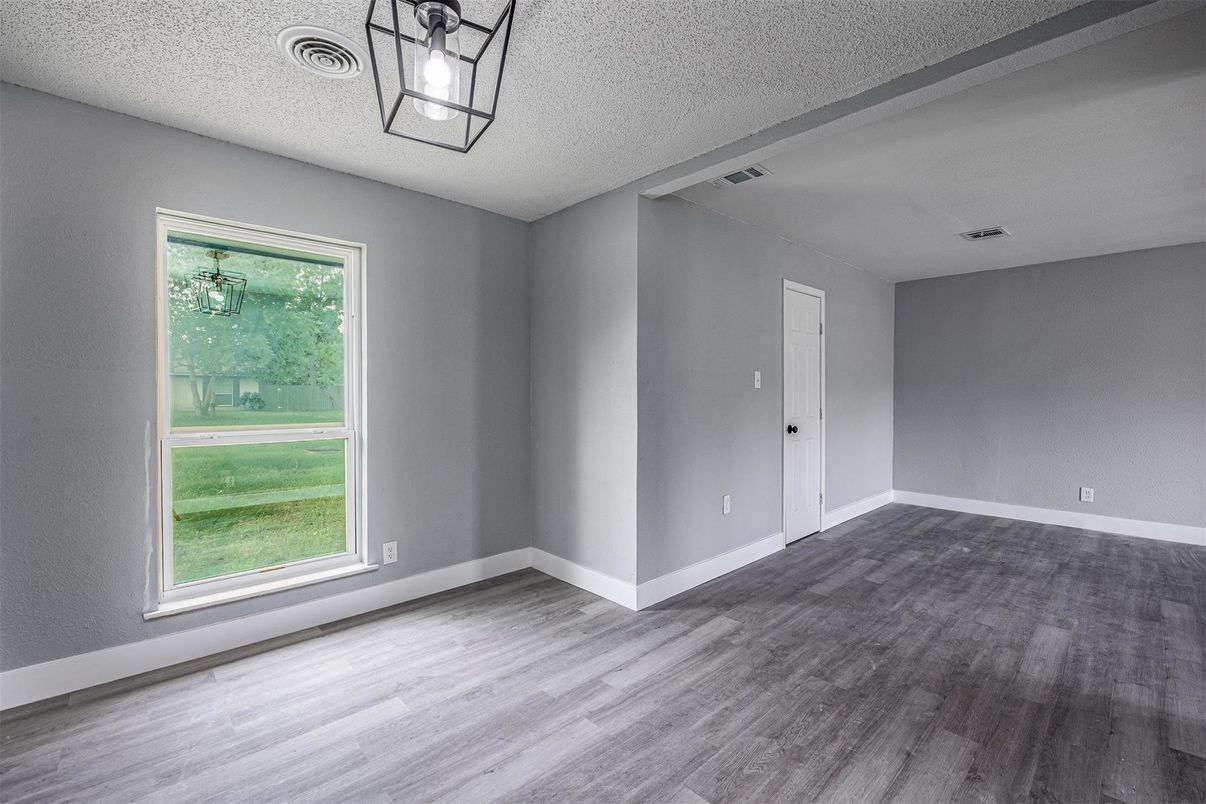 Empty room, Interior, Pendant Lights, Wood Texture Flooring